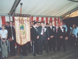 som04